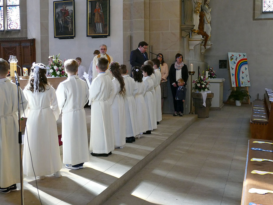 Feier der 1. Heiligen Kommunion in Sankt Crescentius (Foto: Karl-Franz Thiede)